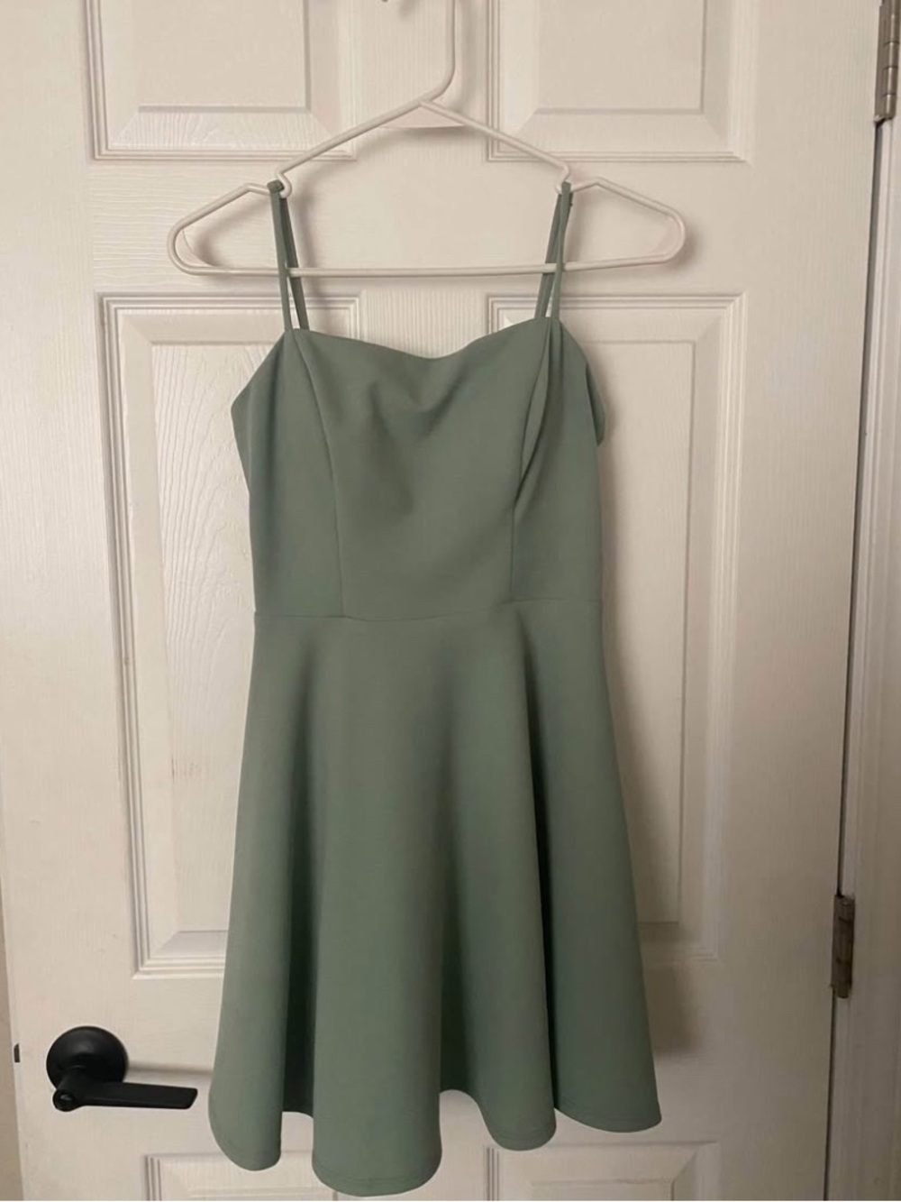 Elegant Sage Green Spaghetti Strap Dress